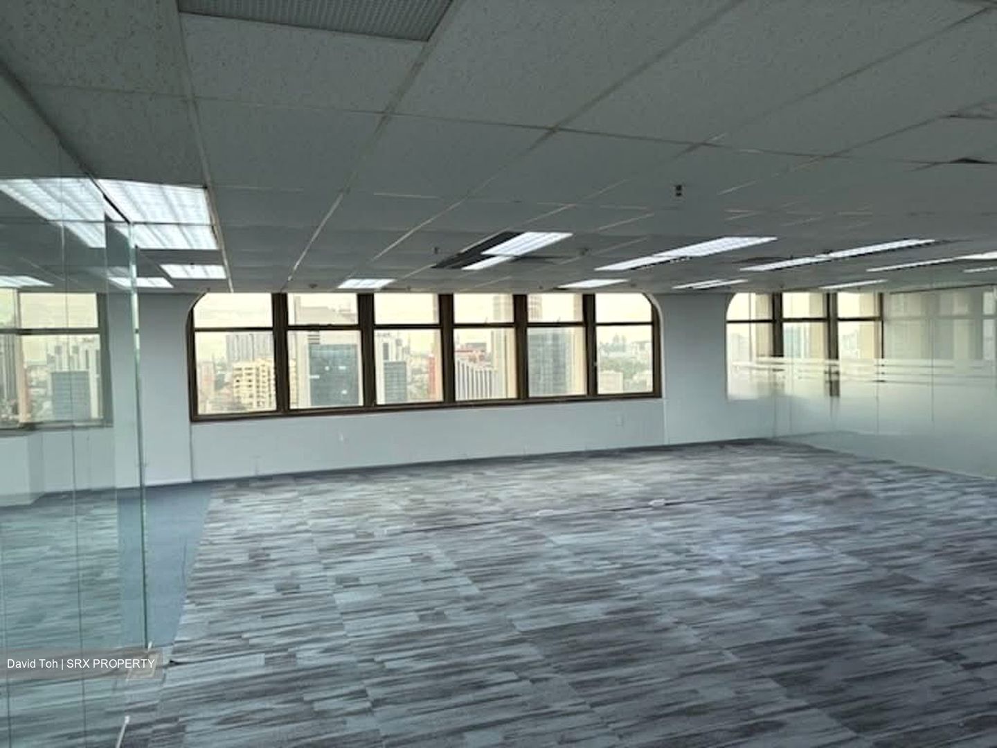 City Hall MRT (D6), Office #547891891